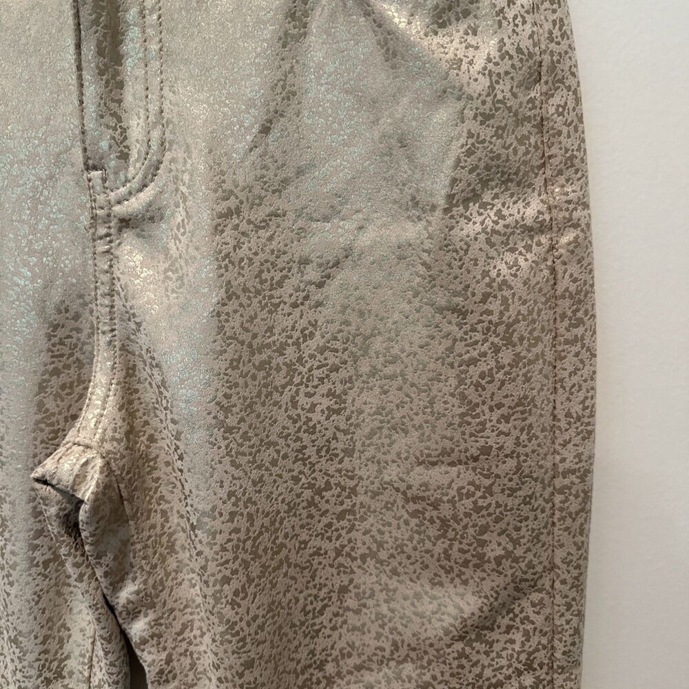 Women’s Time And Tru Metallic Gold Stretch Dress Pant - Size 6 - Picture 5 of 8